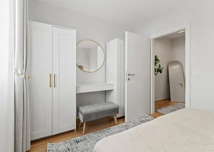 דירה Balkon I Parkplatz I 5 Minuten Zum Einkaufszentrum I Schnelles Wlan